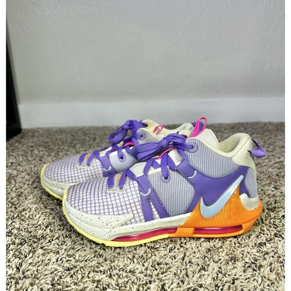 Nike LeBron Witness 7 GS Youth Basketball Shoes Size 4.5Y / 6W Purple Orange